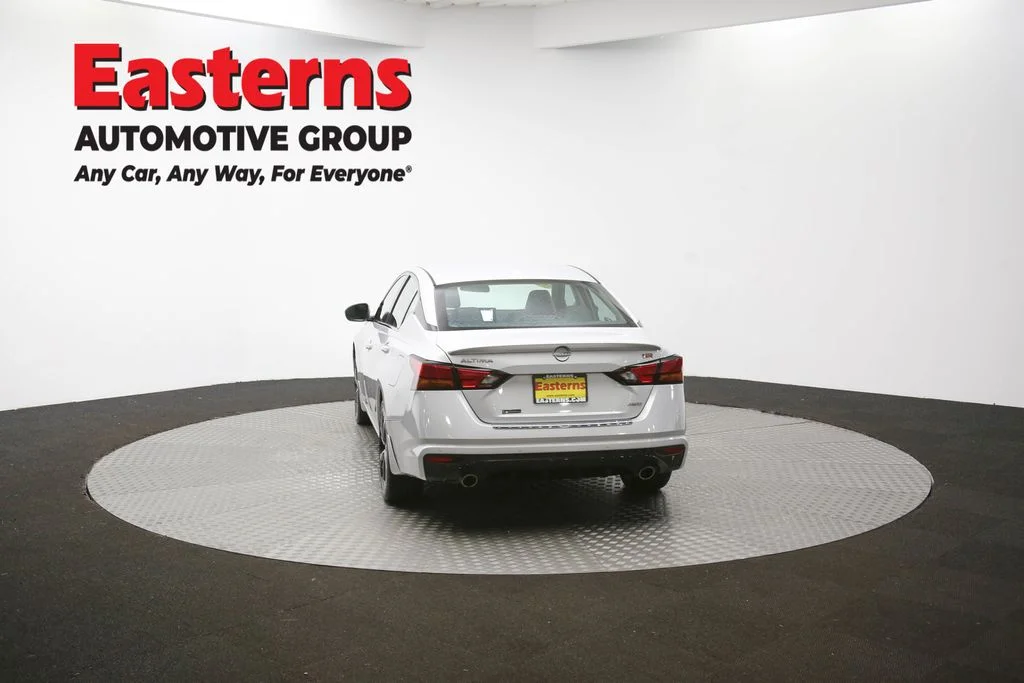 Used 2023 Silver Nissan 2.5 SR image 65