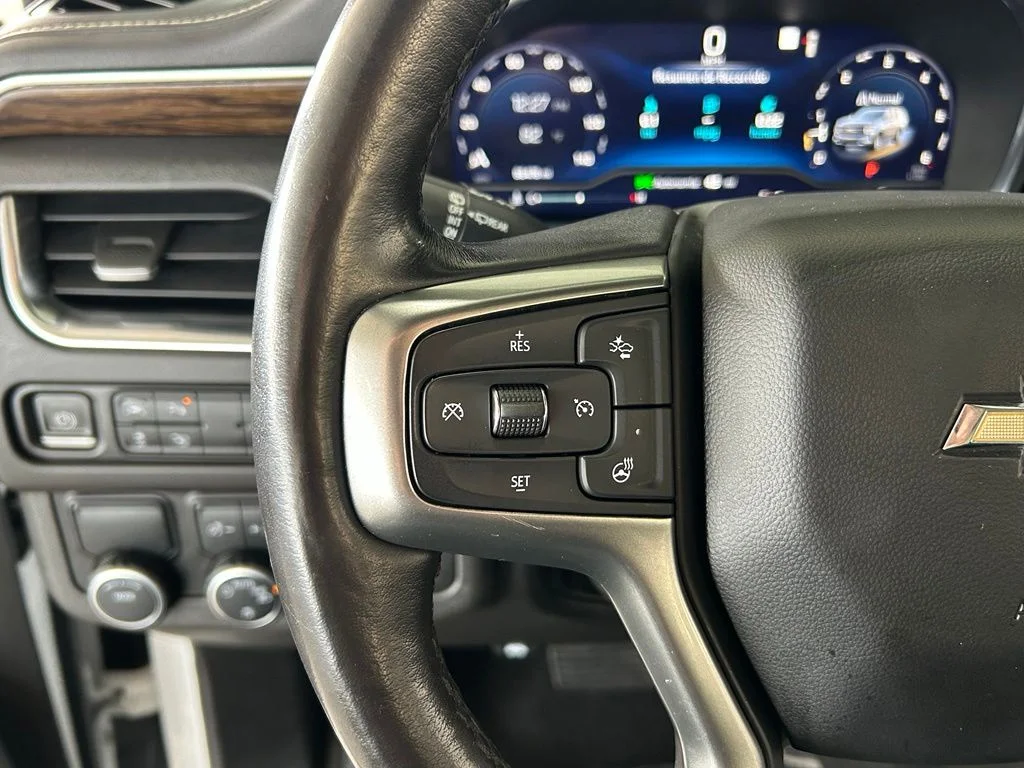 Used 2022 Summit White Chevrolet Premier image 21