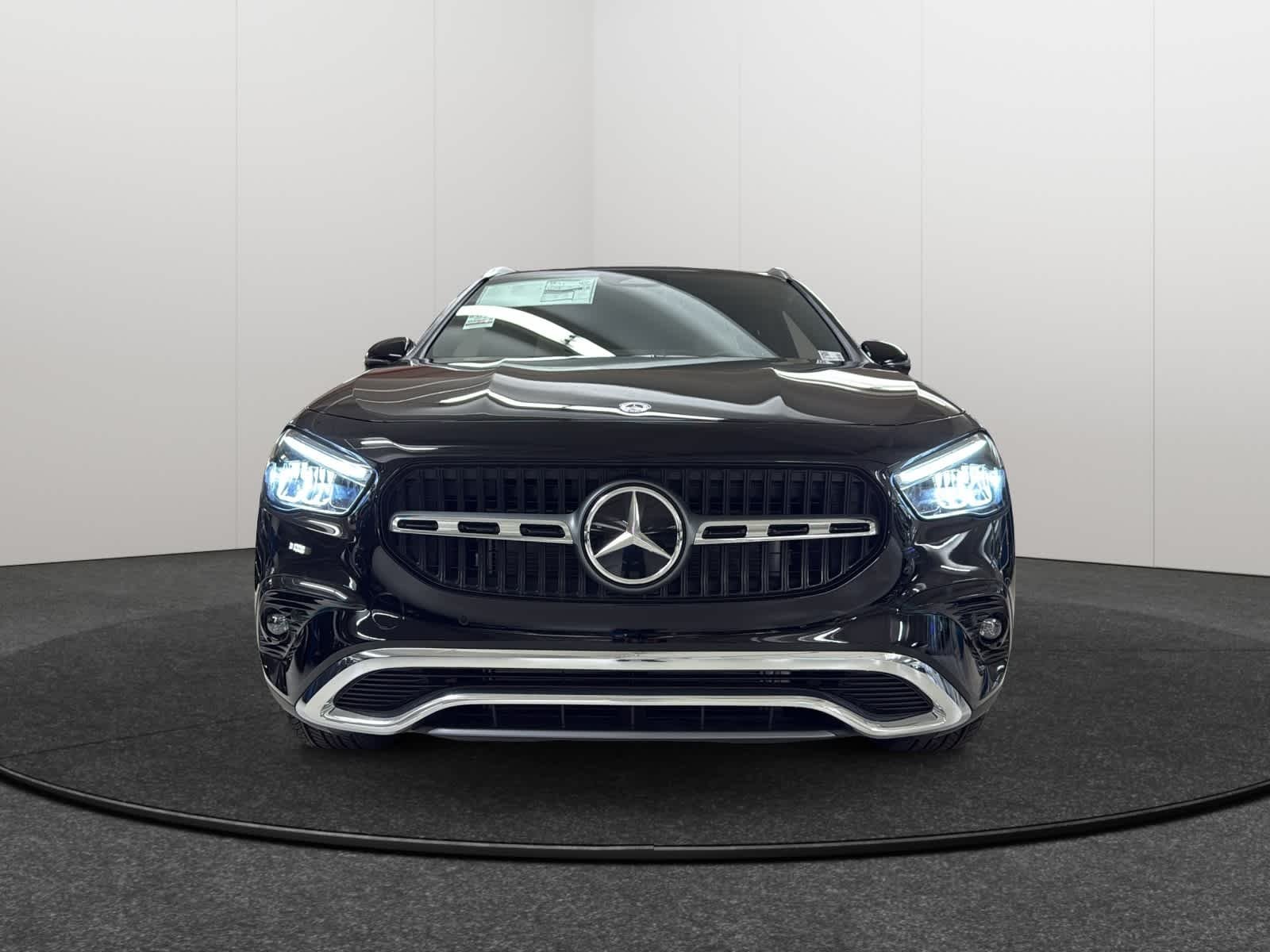 New 2026 Night Black Mercedes-Benz GLA 250 image 2