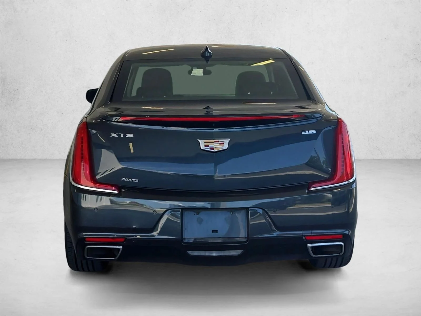 Used 2018 Stone Gray Metallic Cadillac Luxury image 6