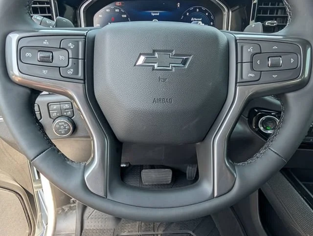 2026 Chevrolet Silverado 1500 ZR2 - Photo 17