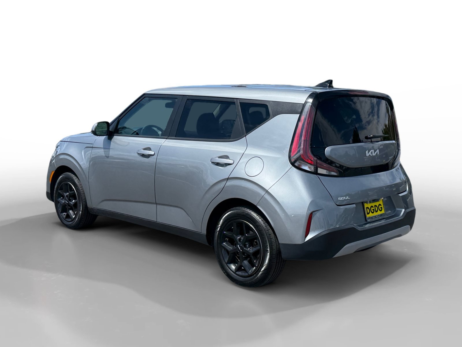 Used 2024 Steel Gray Kia LX image 3