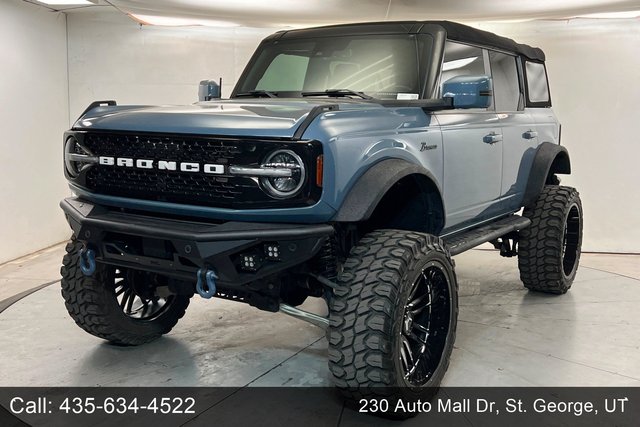 2024 Ford Bronco Outer Banks