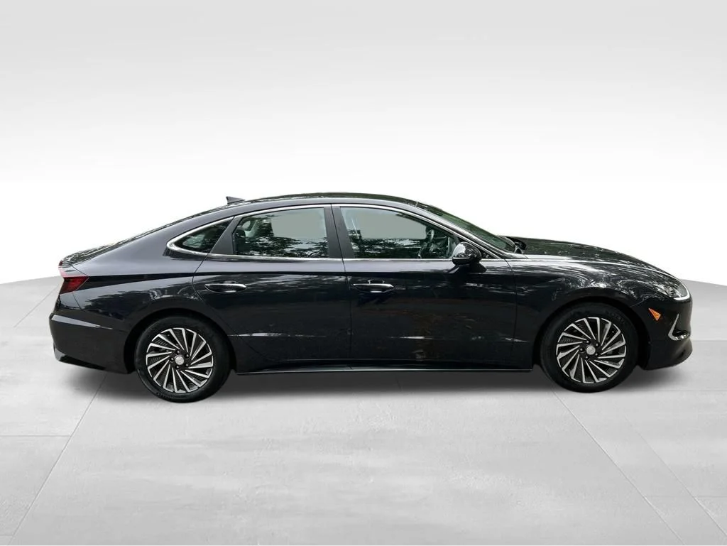 Used 2023 Blue Hyundai SEL image 7