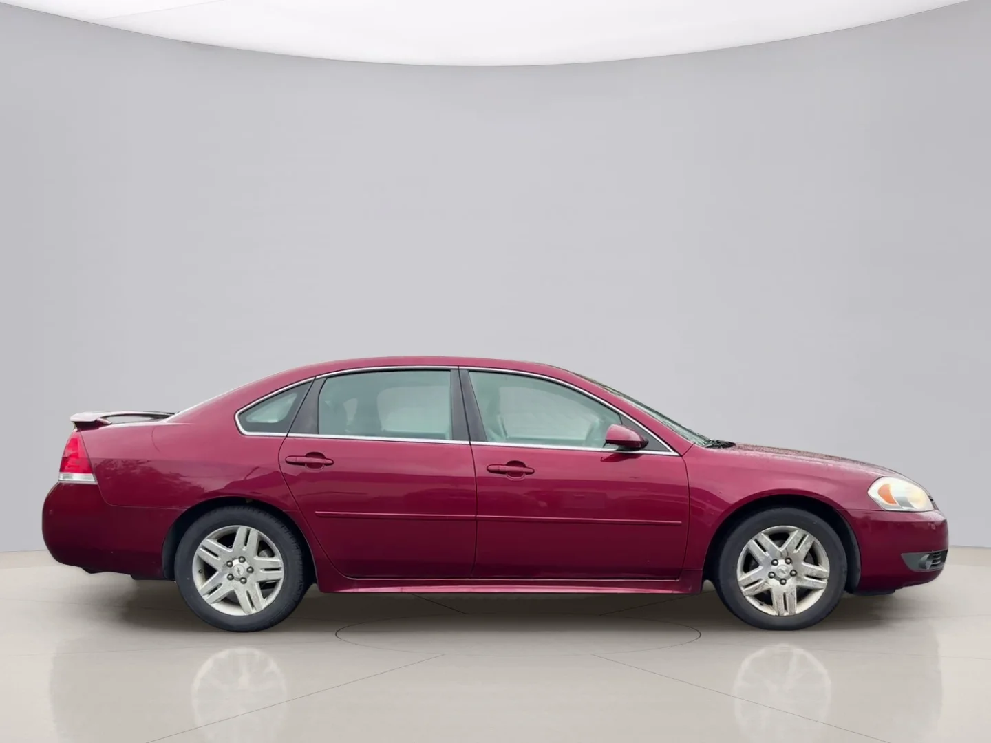 Used 2011 Red Chevrolet LT image 4