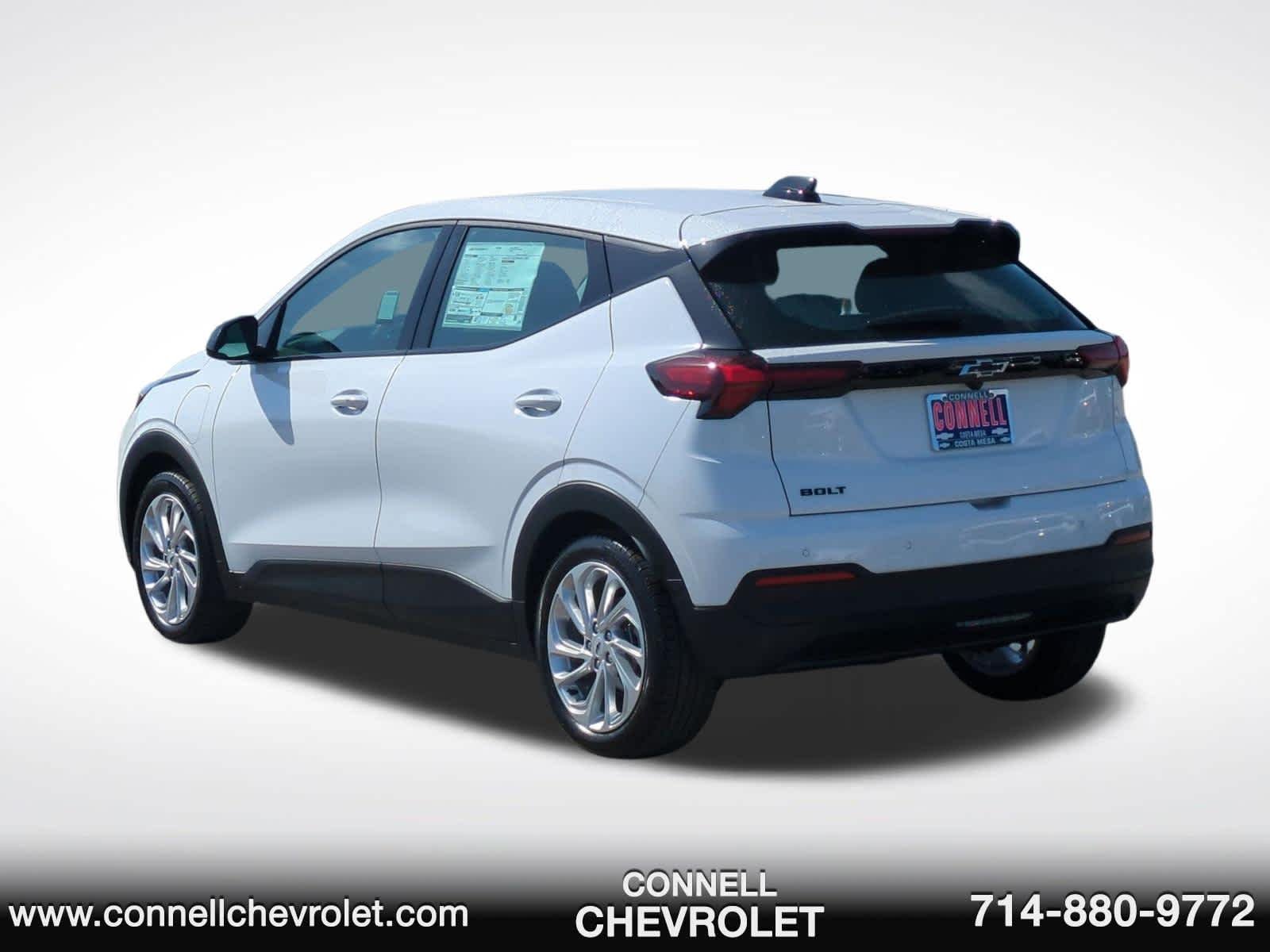 2027 Chevrolet Bolt LT - Photo 7