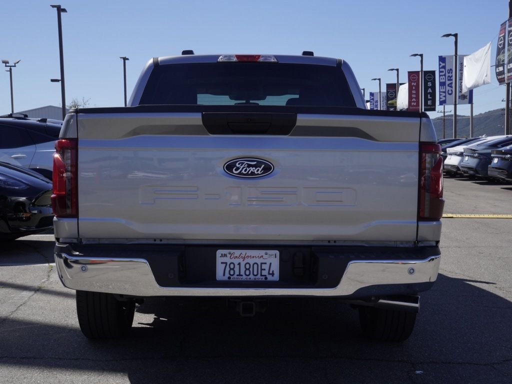 Used 2025 Silver Ford XLT image 4