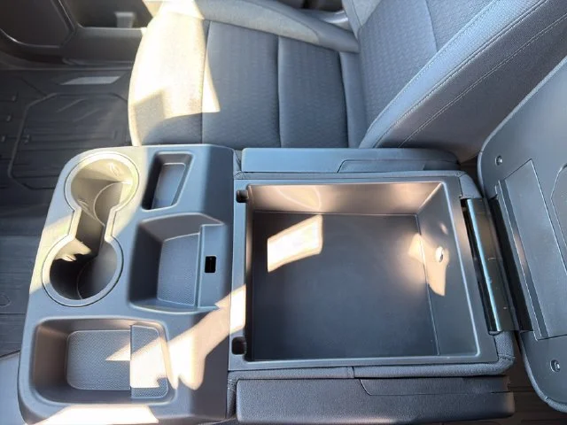 New 2026 Sterling Metallic GMC Elevation image 28