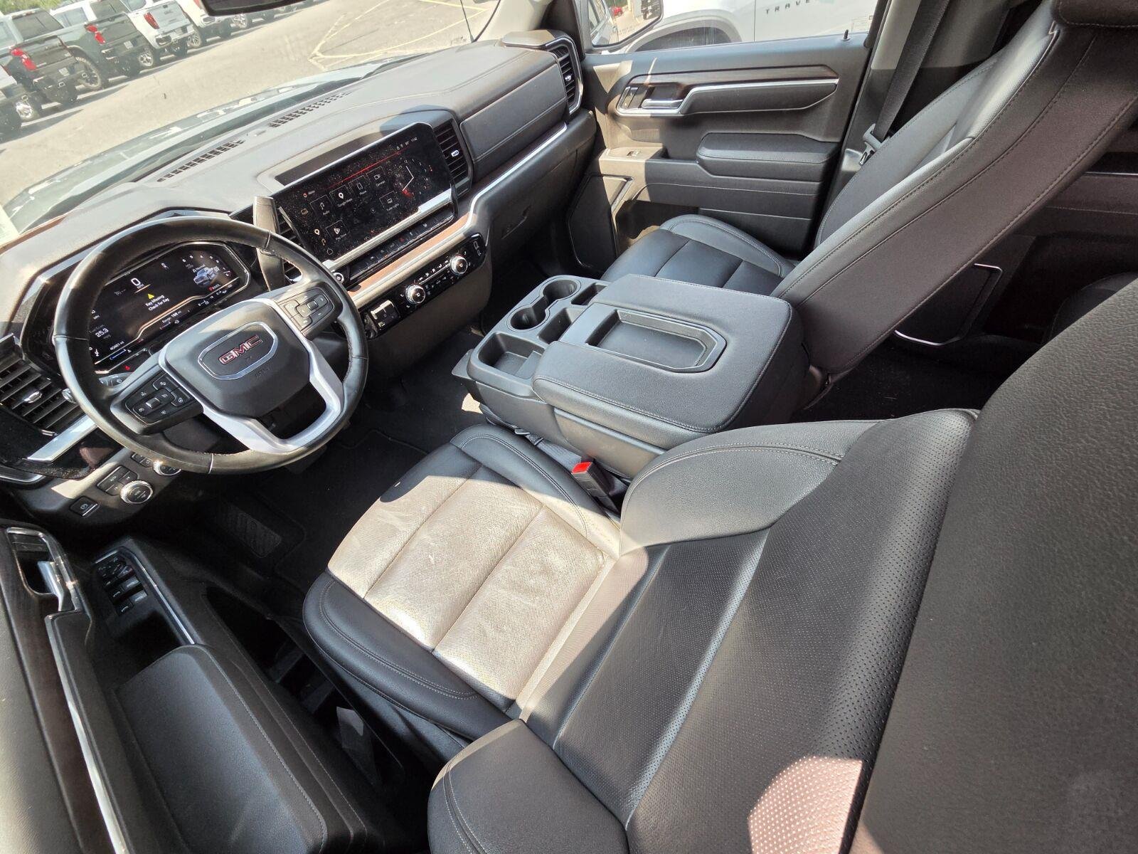 Used 2025 Sterling Metallic GMC SLT image 11