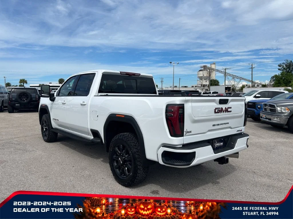 New 2026 Summit White GMC AT4 image 5