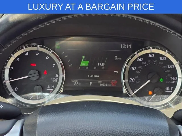 Used 2024 Beige Toyota XLE image 7