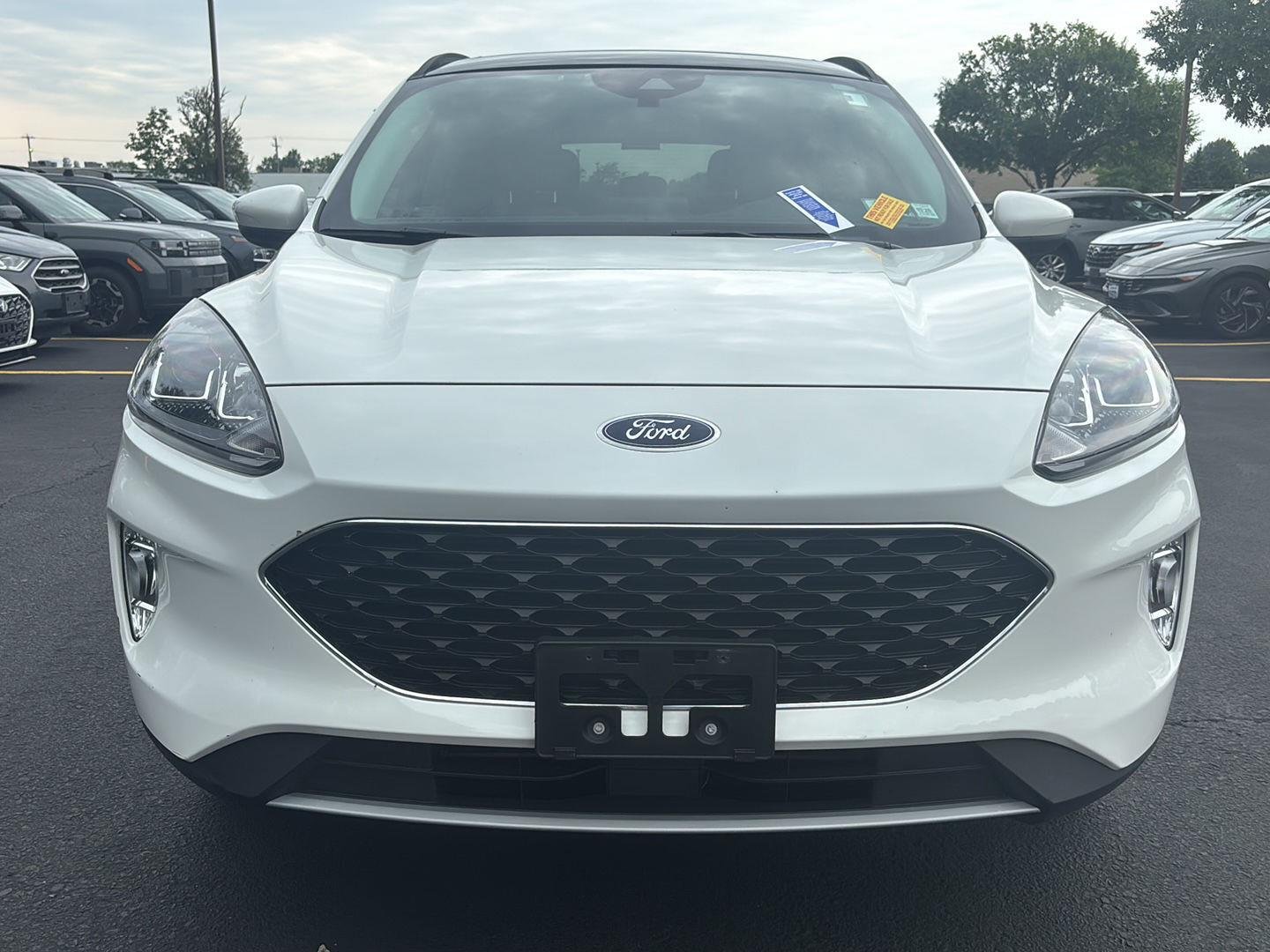 Used 2022 Star White Metallic Tri-Coat Ford SEL image 2