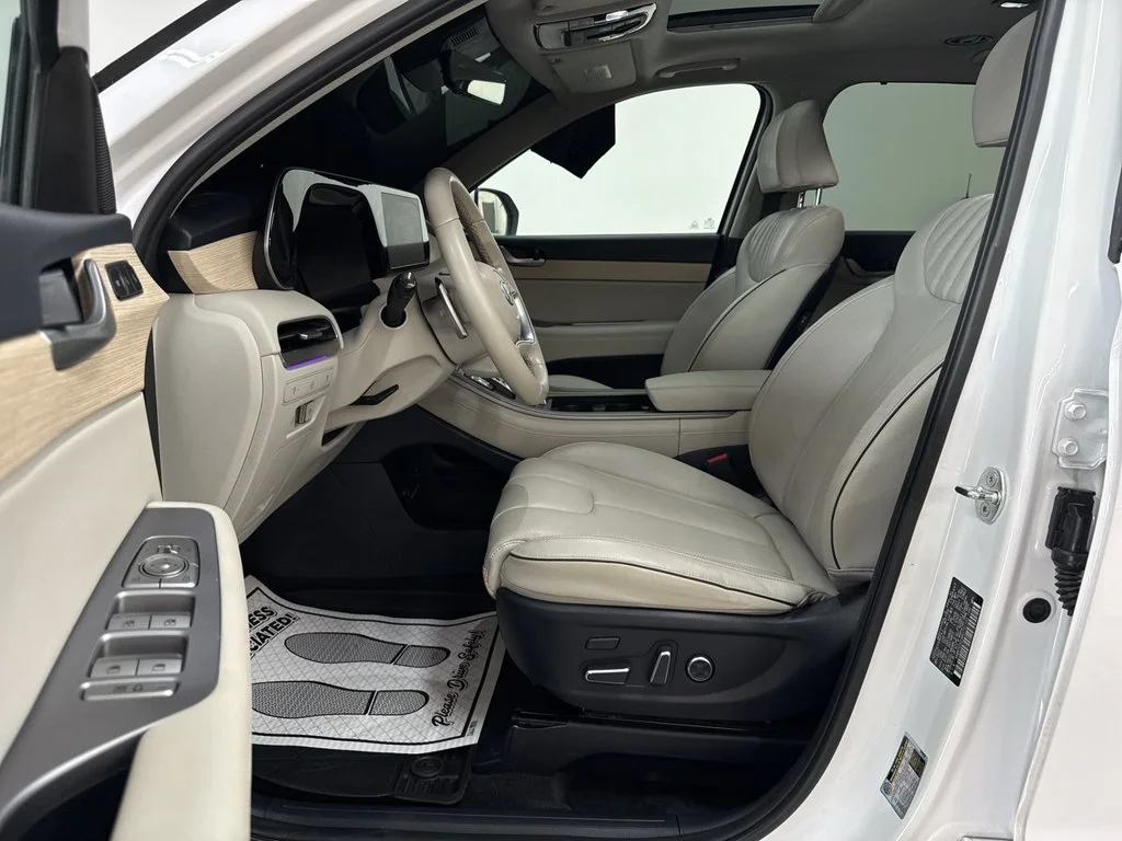 Used 2024 White Hyundai Limited image 12