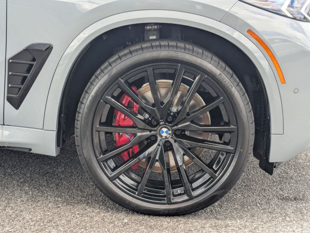 New 2026 Brooklyn Grey Metallic BMW M60i image 9