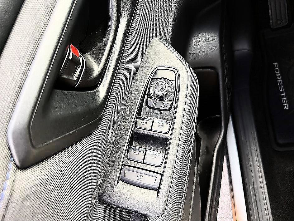 Used 2026 Ice Silver Metallic Subaru Premium image 2