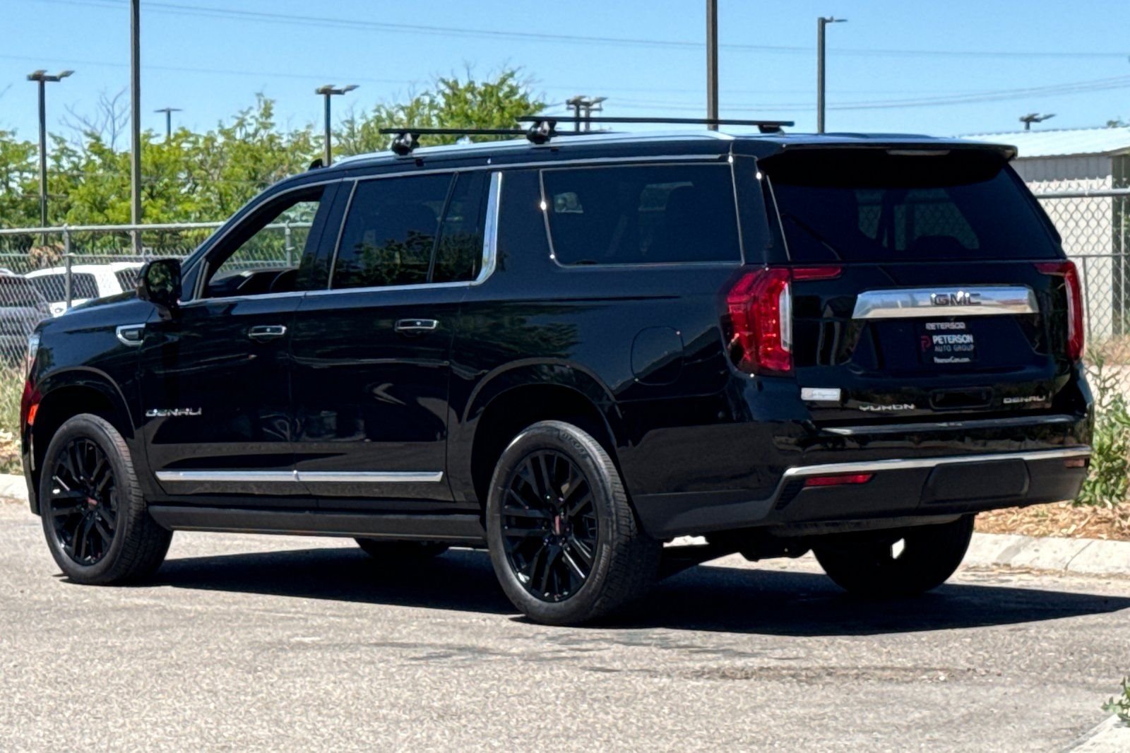 Used 2023  GMC Denali image 6