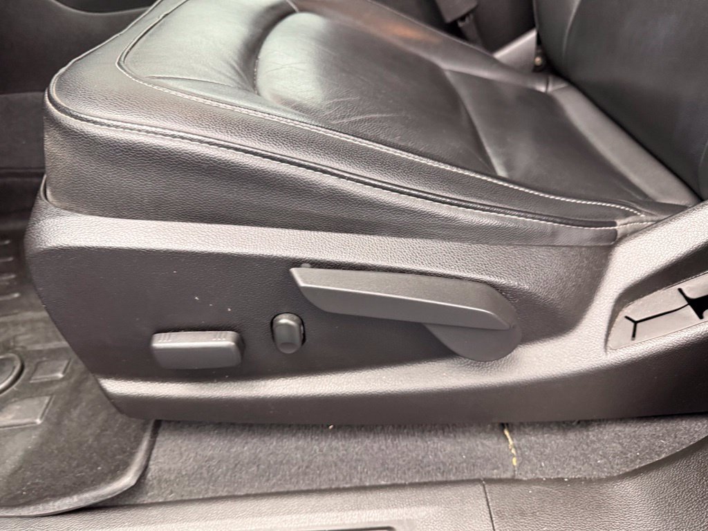 Used 2021 Blue Chevrolet Z71 image 60