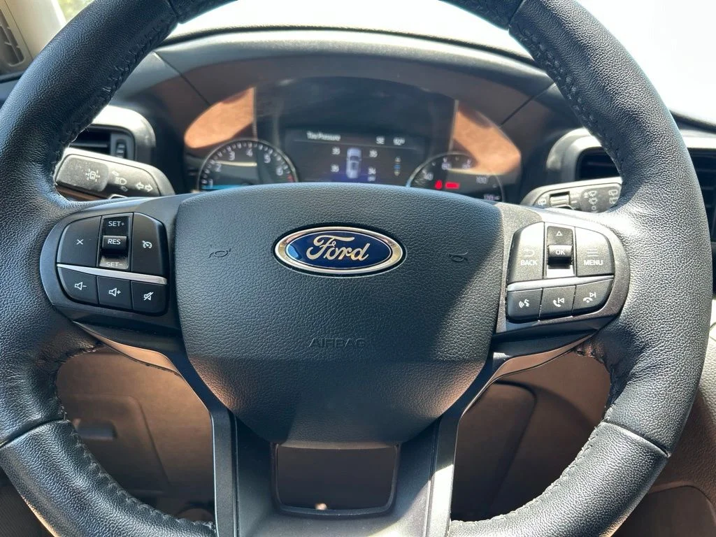 Used 2020 Silver Spruce Metallic Ford XLT image 22