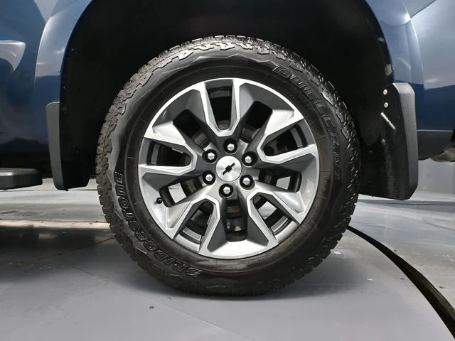 Used 2023 Blue Chevrolet RST image 16