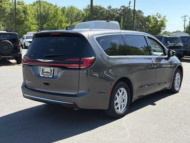 Used 2023 Gray Chrysler Touring L image 12