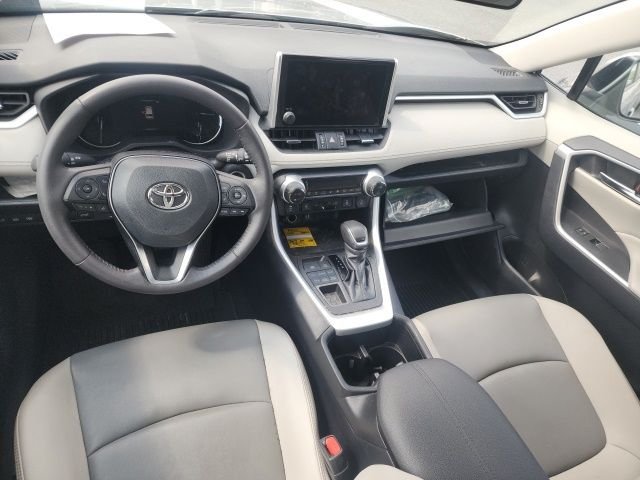 Used 2024 Silver Toyota XLE Premium image 11