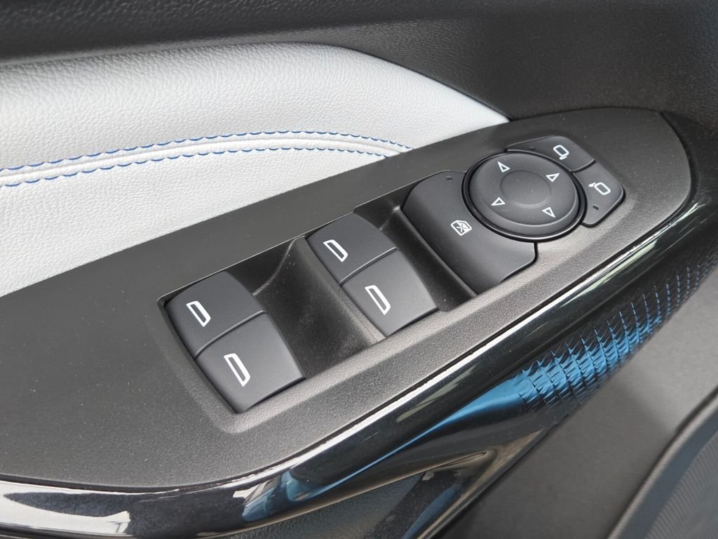 Used 2025 Blue Chevrolet LT image 23