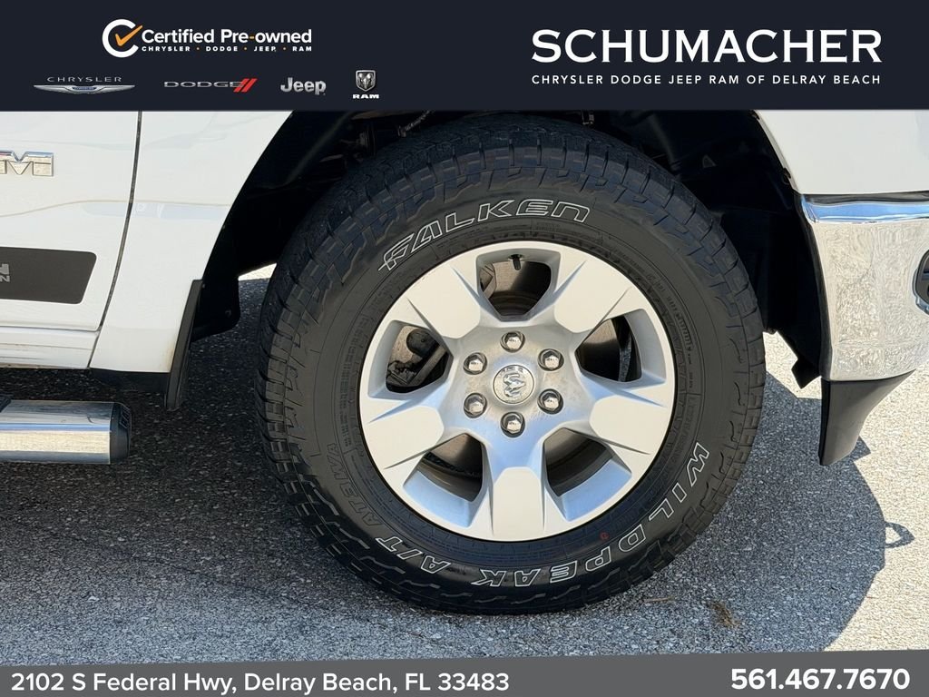 Used 2024 White Ram Big Horn/Lone Star image 9