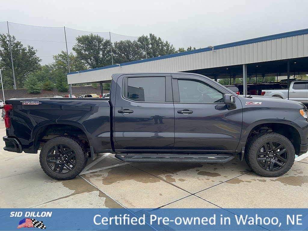 Used 2022 DARK ASH METALLIC Chevrolet LT Trail Boss image 6