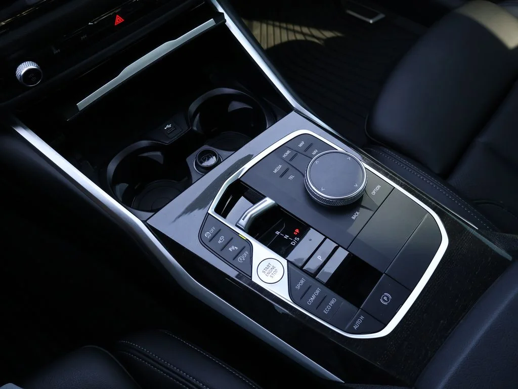 Used 2023 Black BMW 330i xDrive image 27