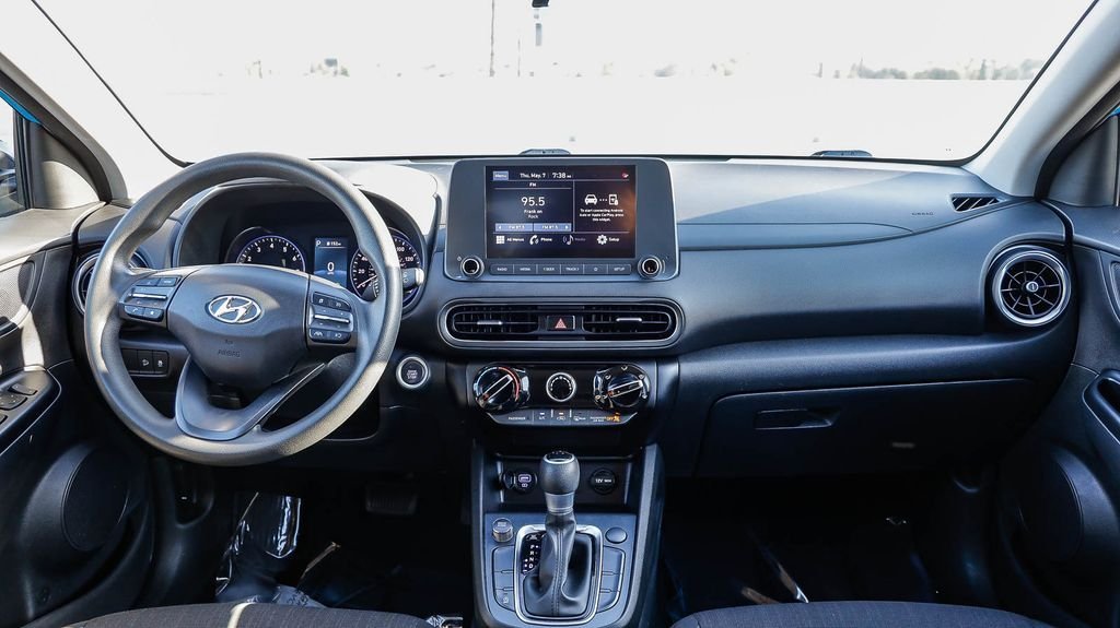 Used 2022 Black Hyundai SEL image 15