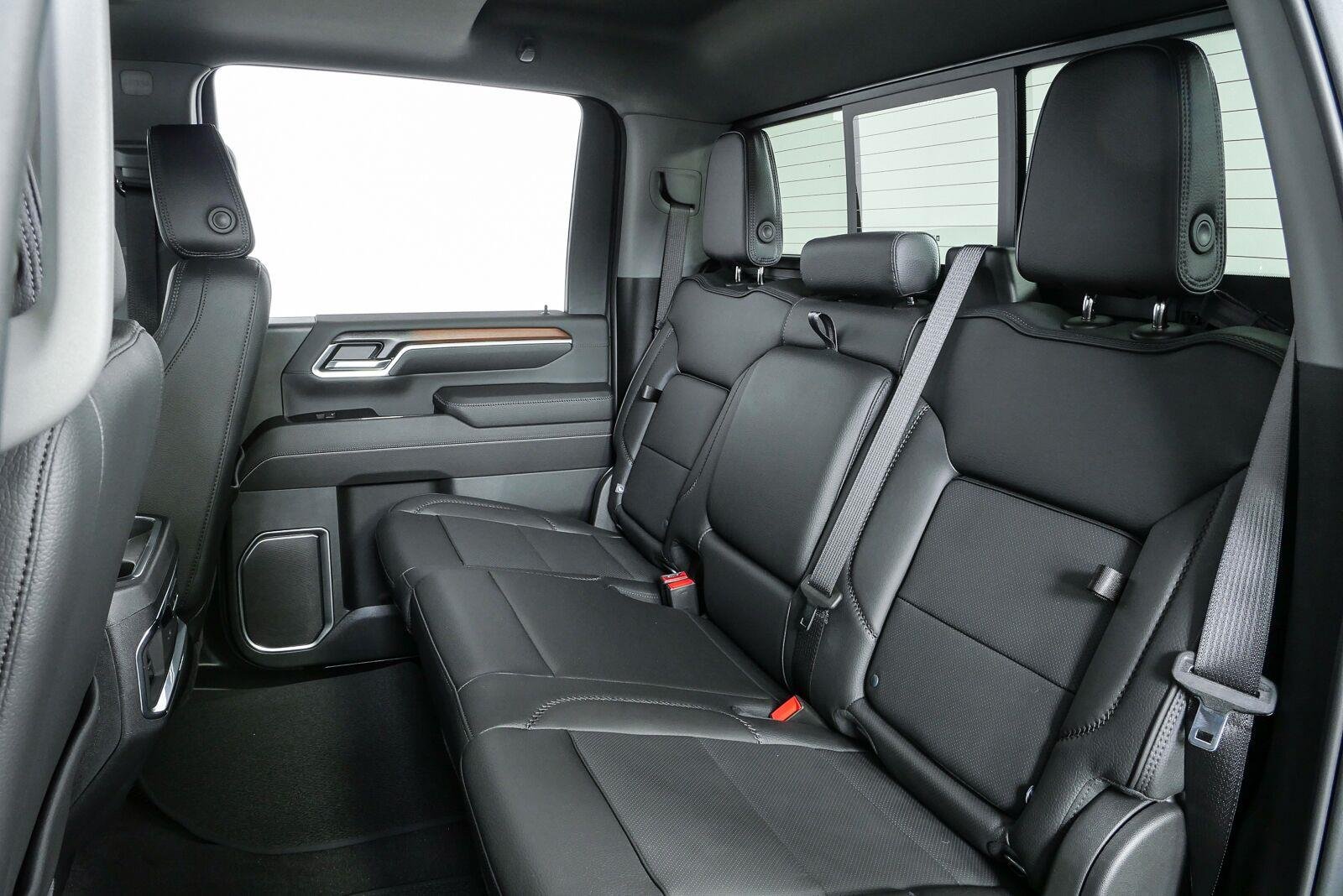 2026 GMC Sierra 2500HD Denali - Photo 18