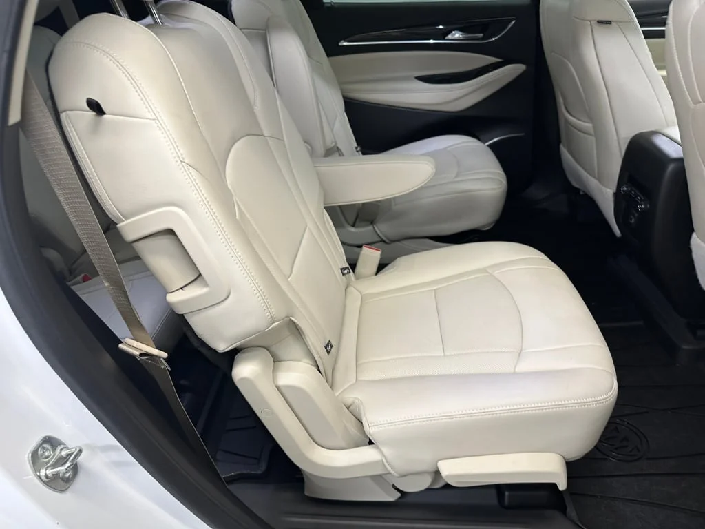 2024 Buick Enclave Essence - Photo 33