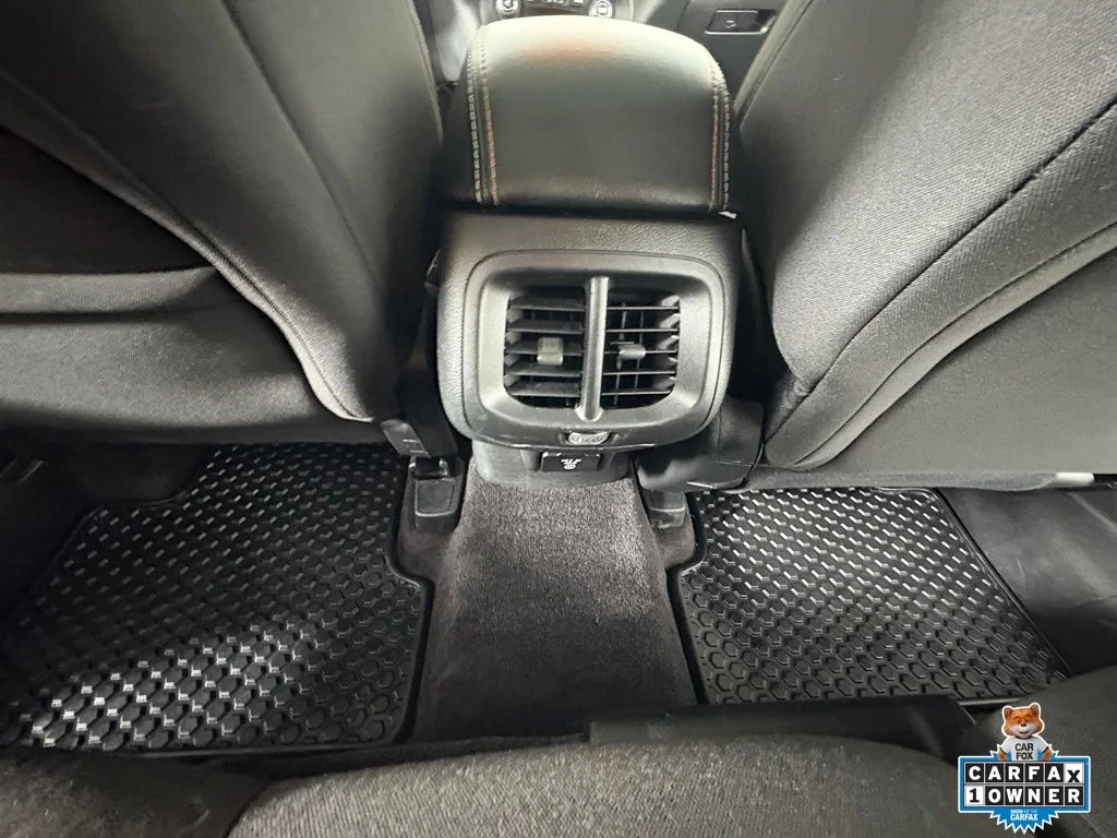 Used 2017 Black Jeep Latitude image 29