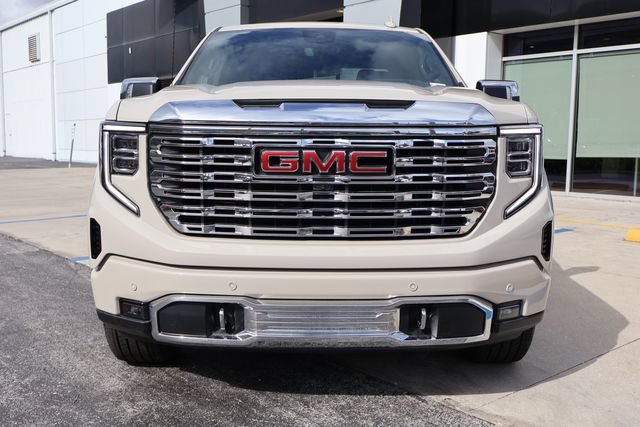 2026 GMC Sierra 1500 Denali - Photo 2