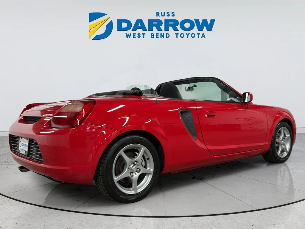 Used 2000 Red Toyota Base image 10