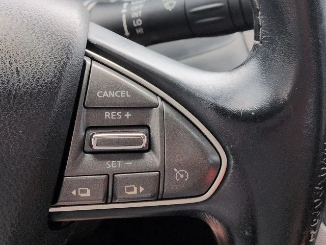 Used 2014 Black Obsidian INFINITI Premium image 24