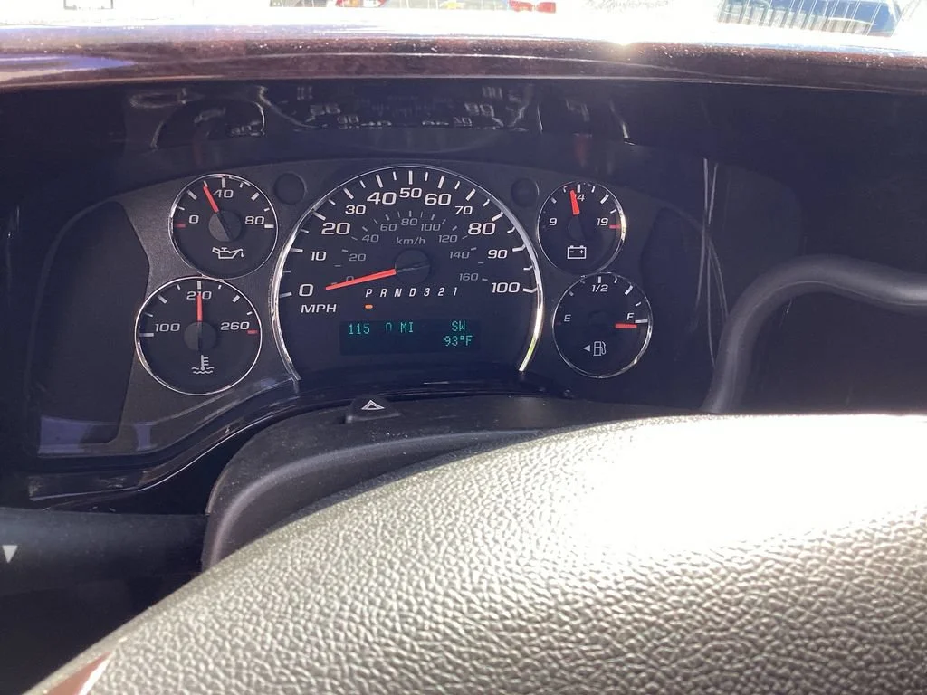 Used 2013 PURE SILVER METALLIC GMC Upfitter image 15