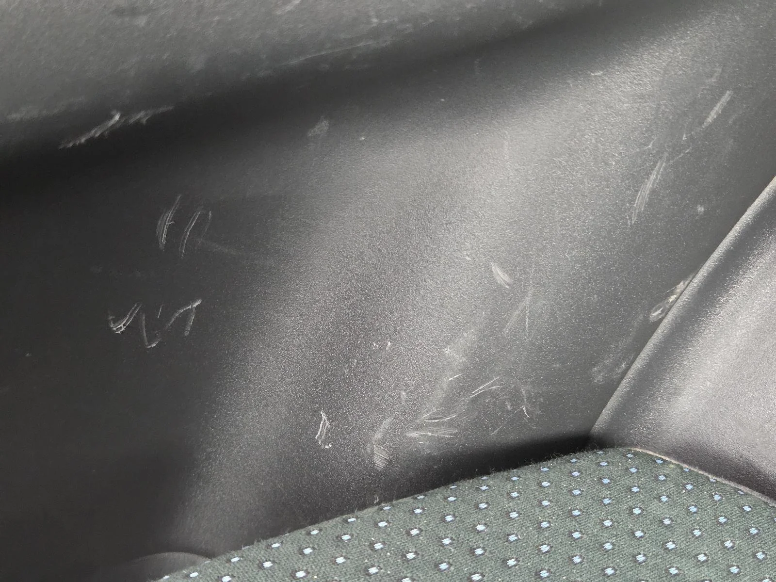 Used 2007 Absolutely Red Toyota Base image 40