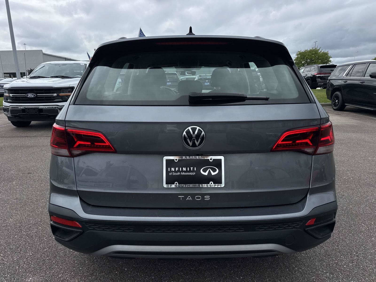 2024 Volkswagen Taos SE - Photo 6