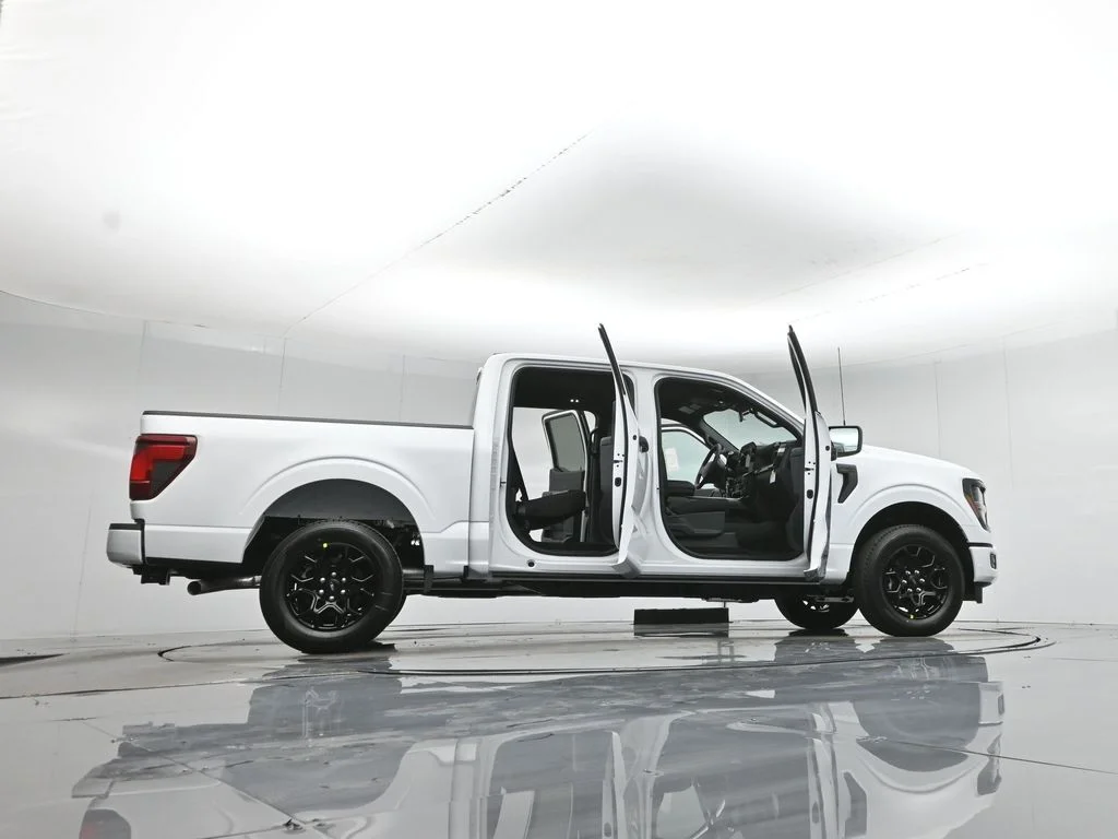 New 2026 Oxford White Ford STX image 48