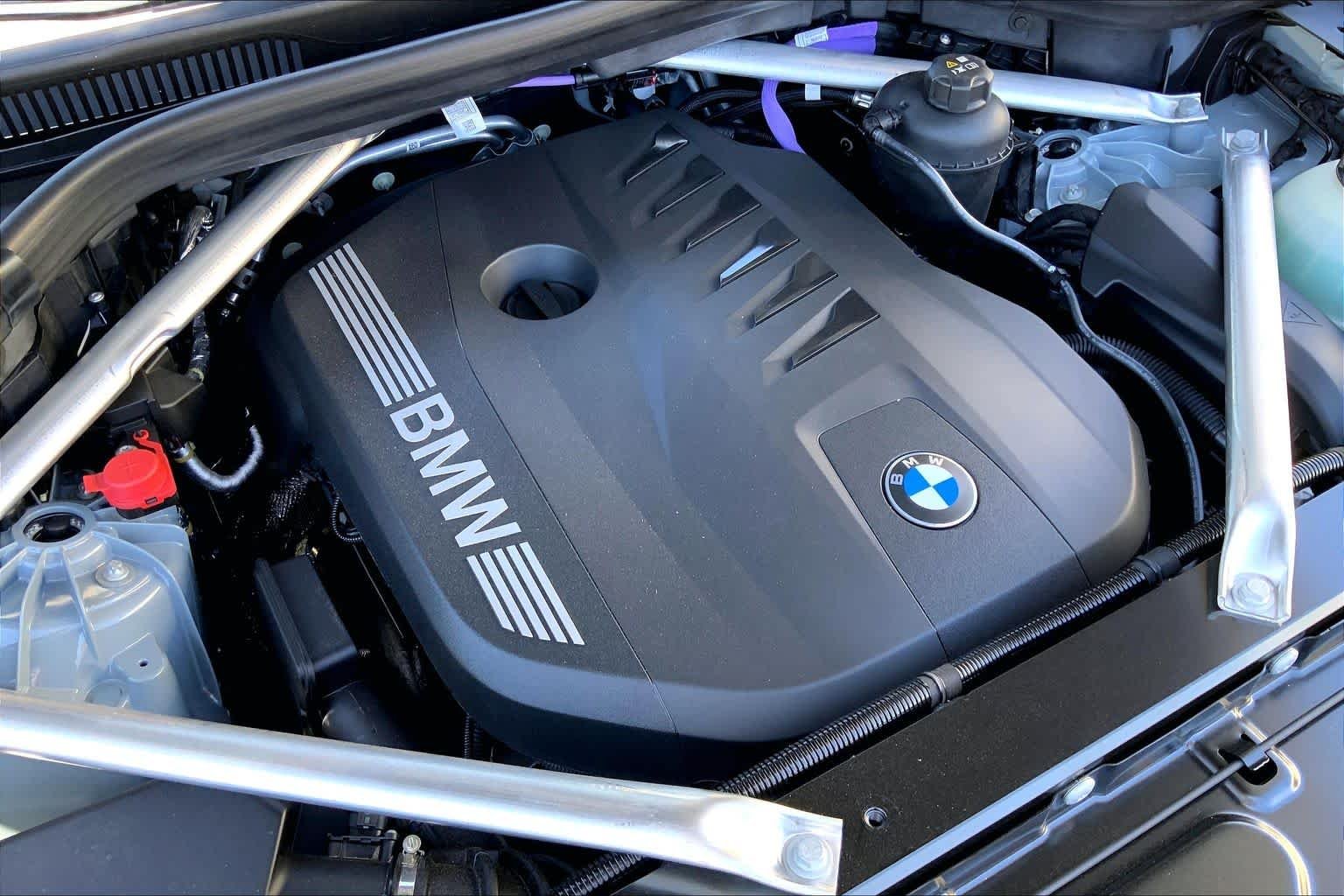 New 2026 Brooklyn Grey Metallic BMW xDrive40i image 17
