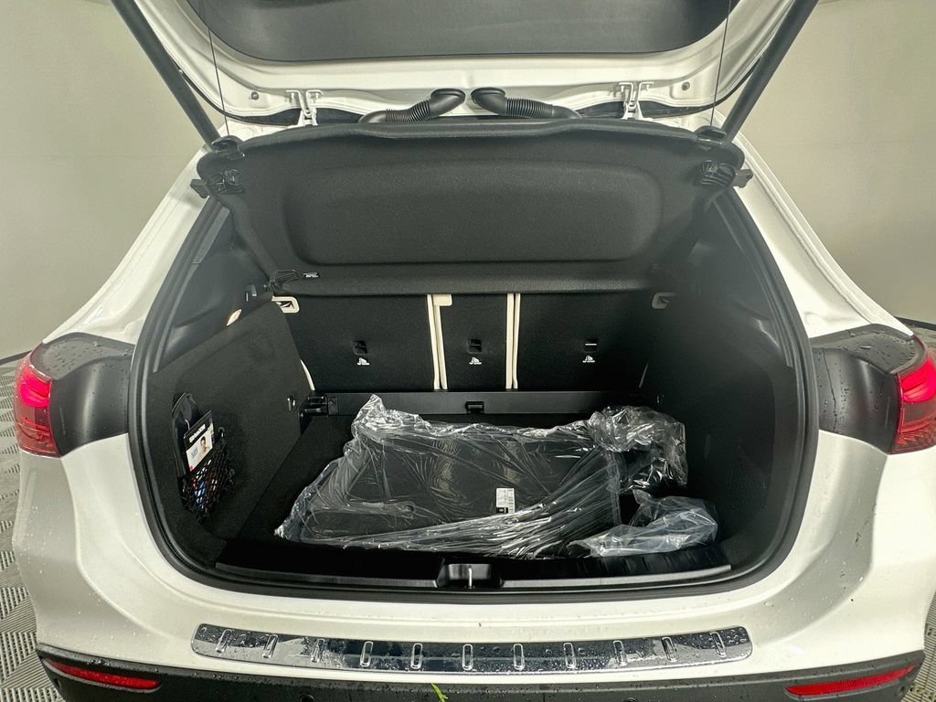 New 2026 Polar White Mercedes-Benz GLA 250 image 58
