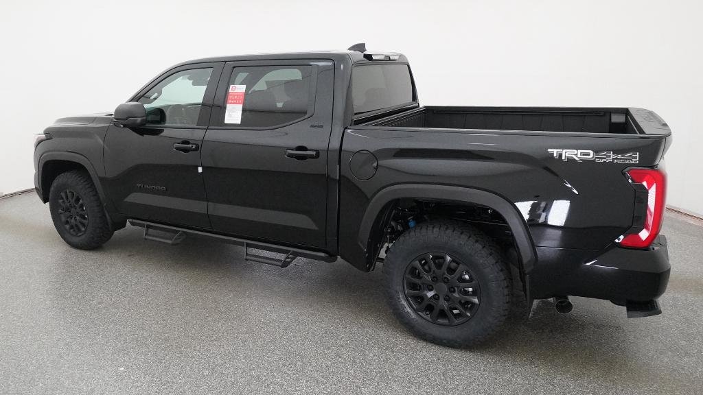 New 2026 Midnight Black Metallic Toyota SR5 image 37