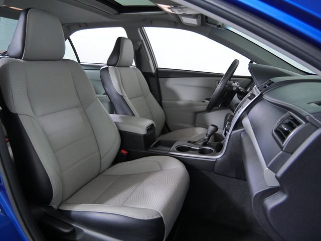 Certified Used 2017 Blue Toyota SE image 13