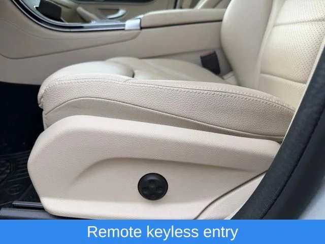 Used 2020  Mercedes-Benz GLC 300 image 20