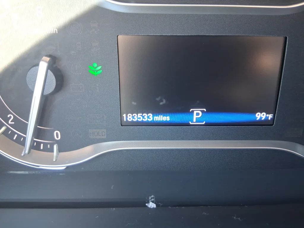 Used 2016 Blue Honda Elite image 12