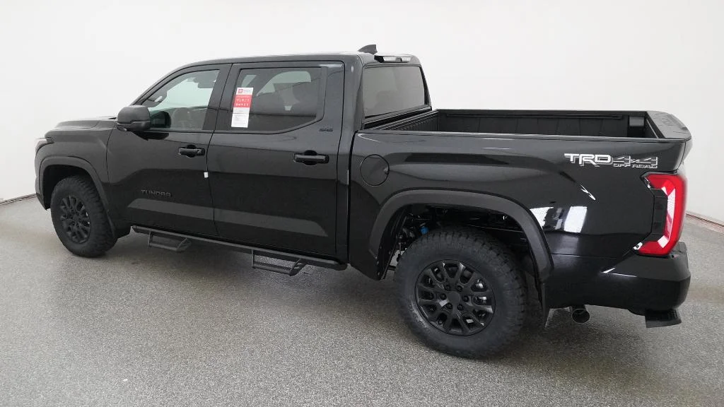 New 2026 Midnight Black Metallic Toyota SR5 image 37