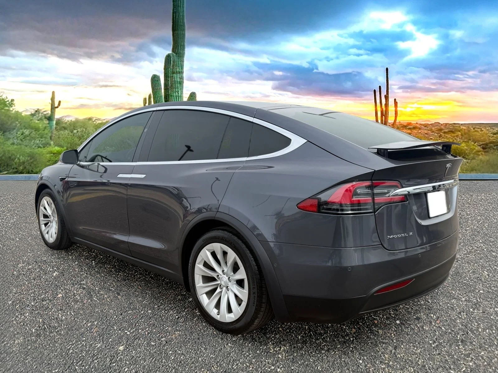 Used 2018 Gray Tesla  image 6