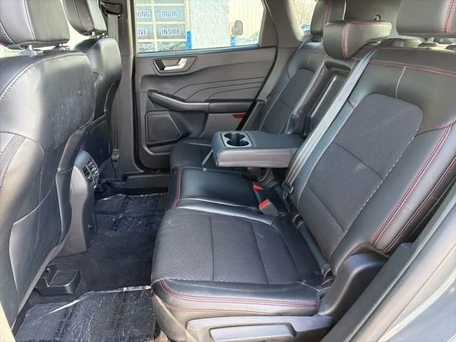 Used 2025 Gray Metal Ford ST-Line image 35