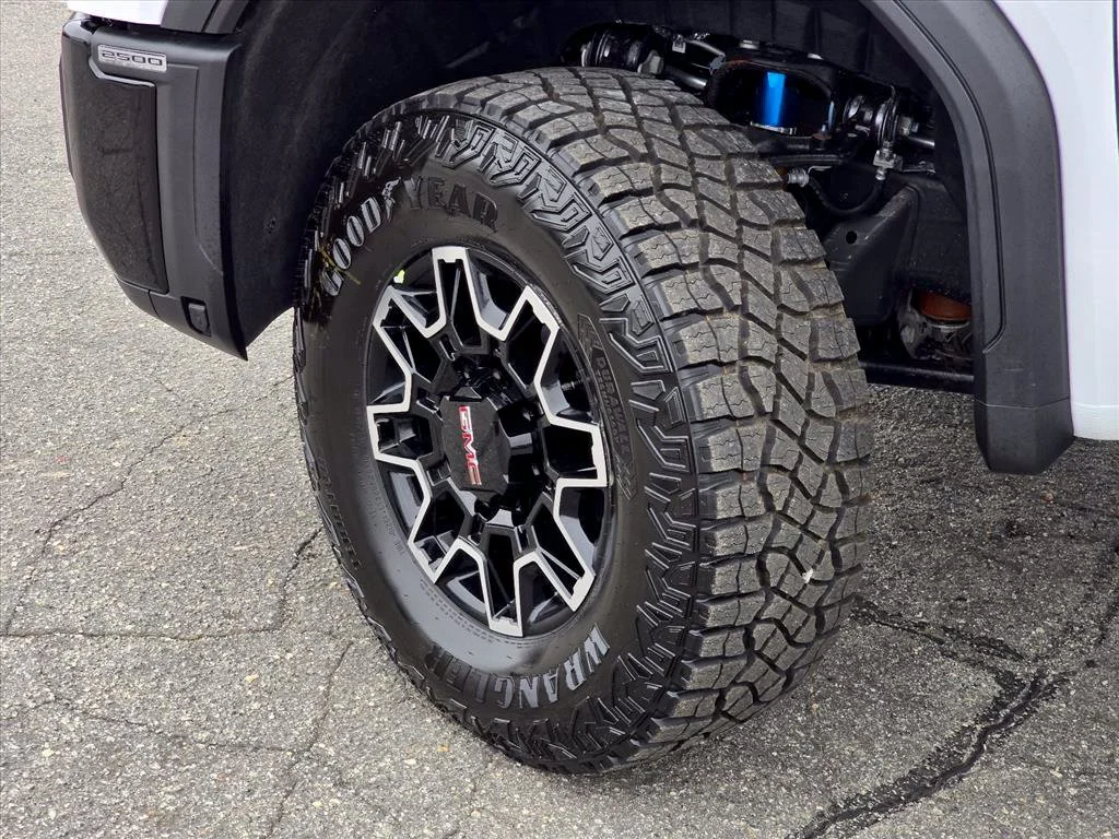New 2026 Summit White GMC AT4X image 22